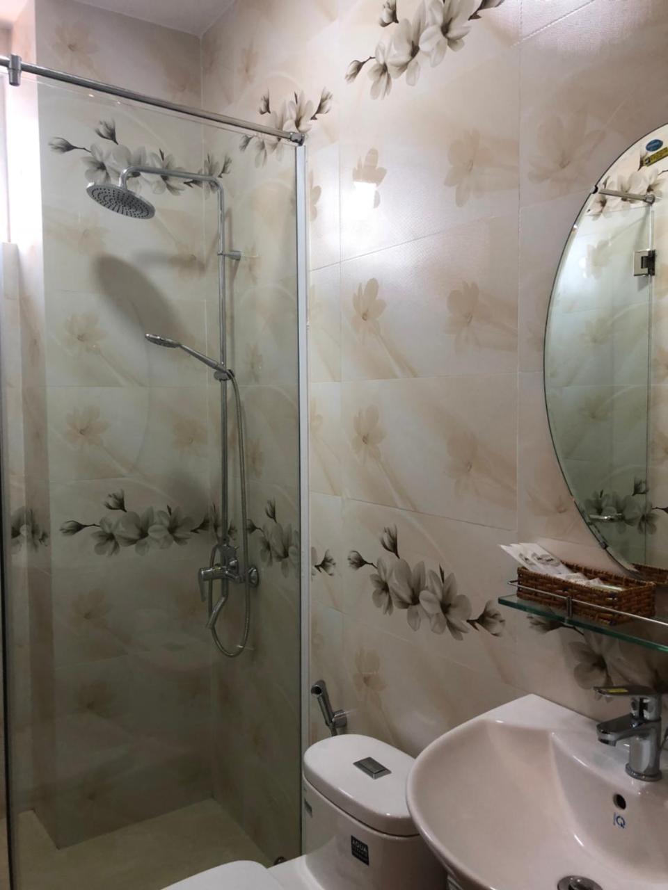 Hotel Khach San Sao Viet à Quy Nhơn Extérieur photo
