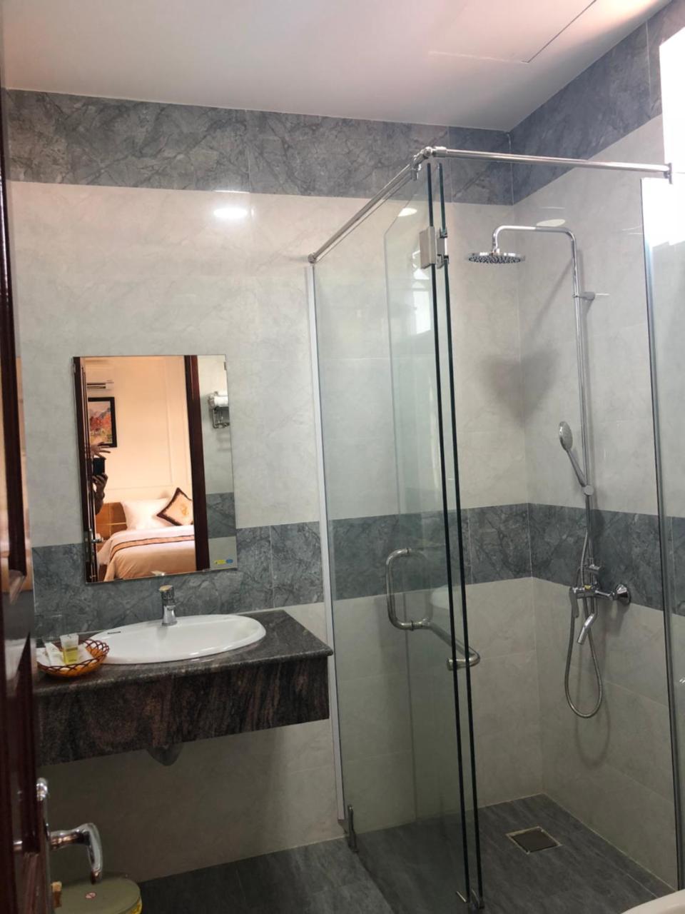 Hotel Khach San Sao Viet à Quy Nhơn Extérieur photo
